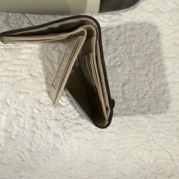 Ralph Lauren bag with matching wallet - Picture 8 of 9